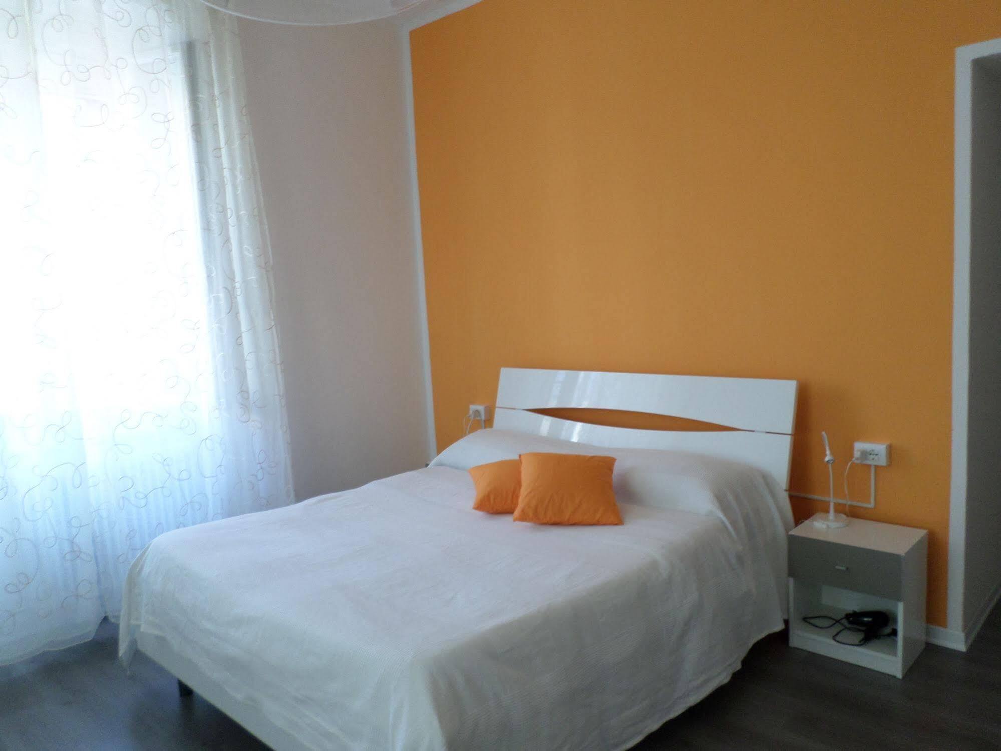 B&B Porto Vecchio Rooms - Stazione Centrale Trieste Extérieur photo